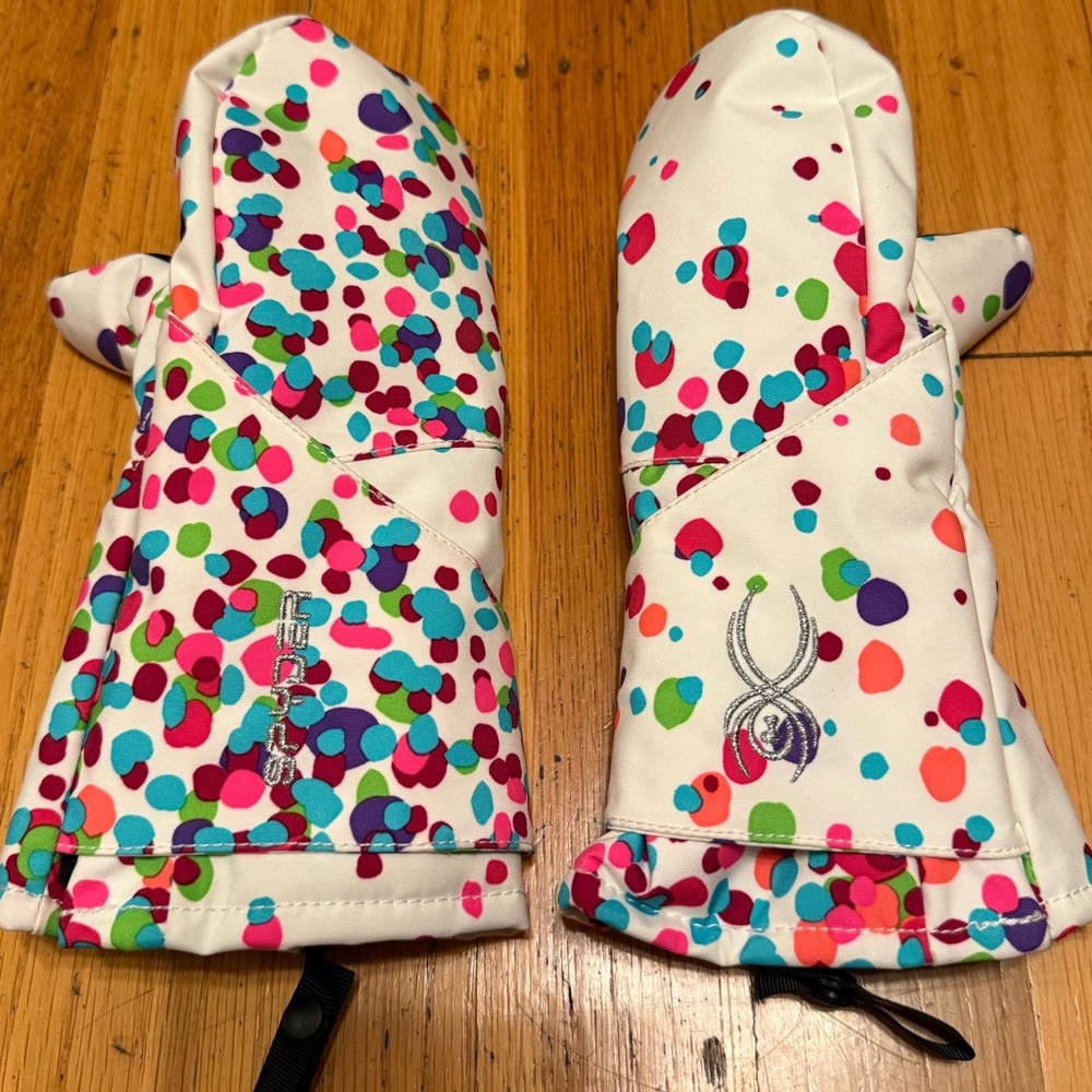 Spyder Girls White Confetti Print Bitsy Cubby Mittens